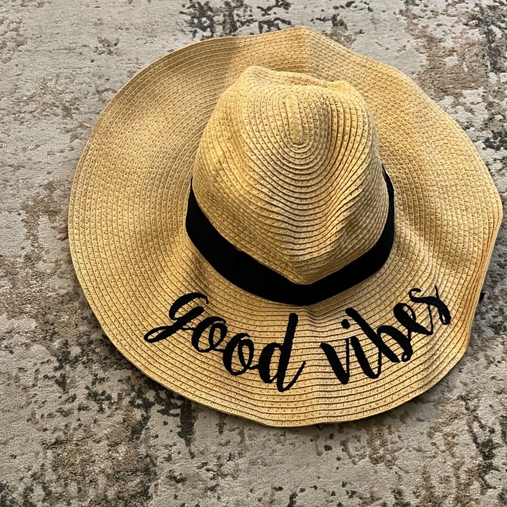 Good vibes hat